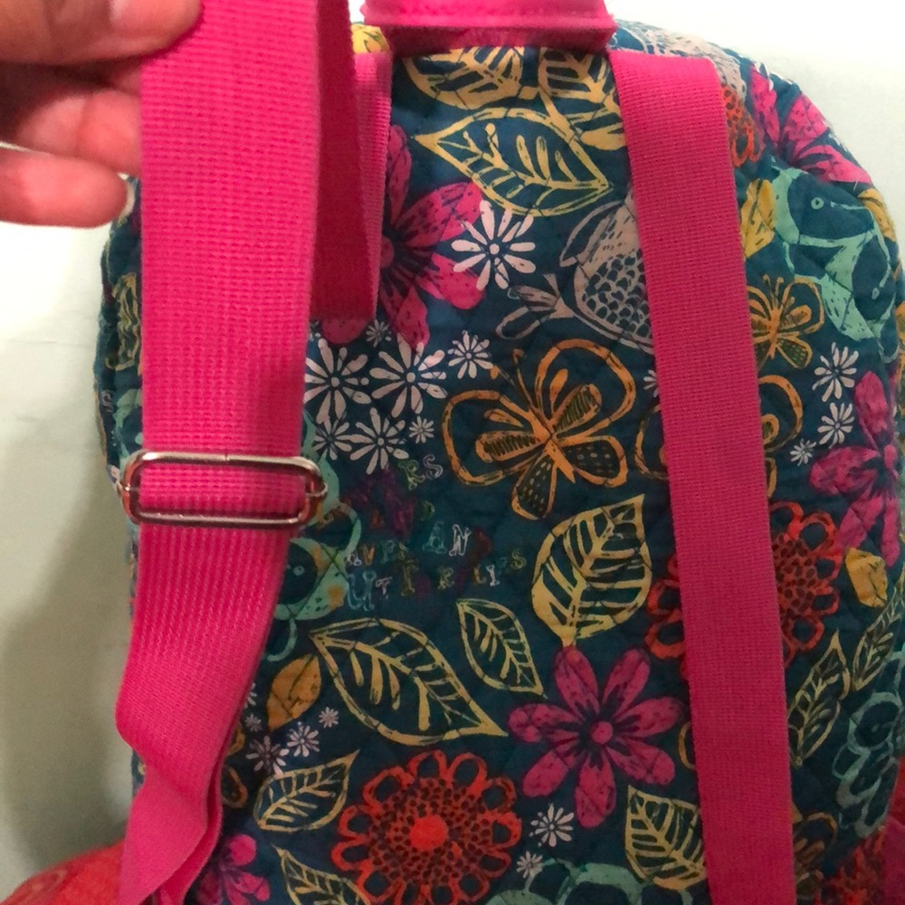 Backpack - Picture 4 of 8